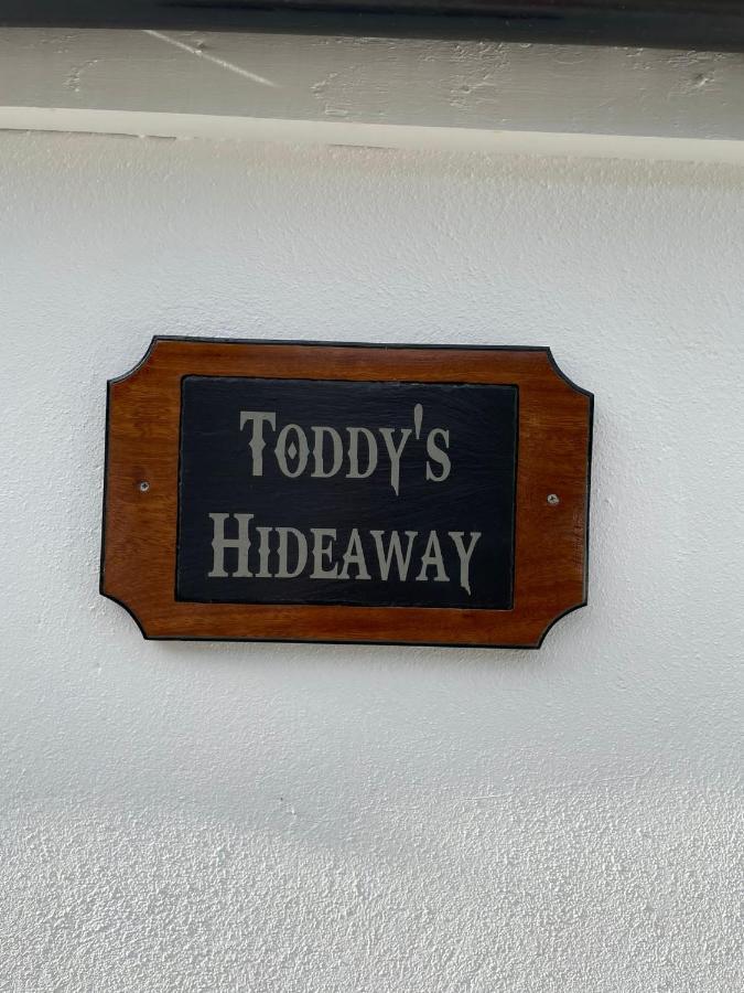 Апартаменты Toddys Hideaway Каван Экстерьер фото